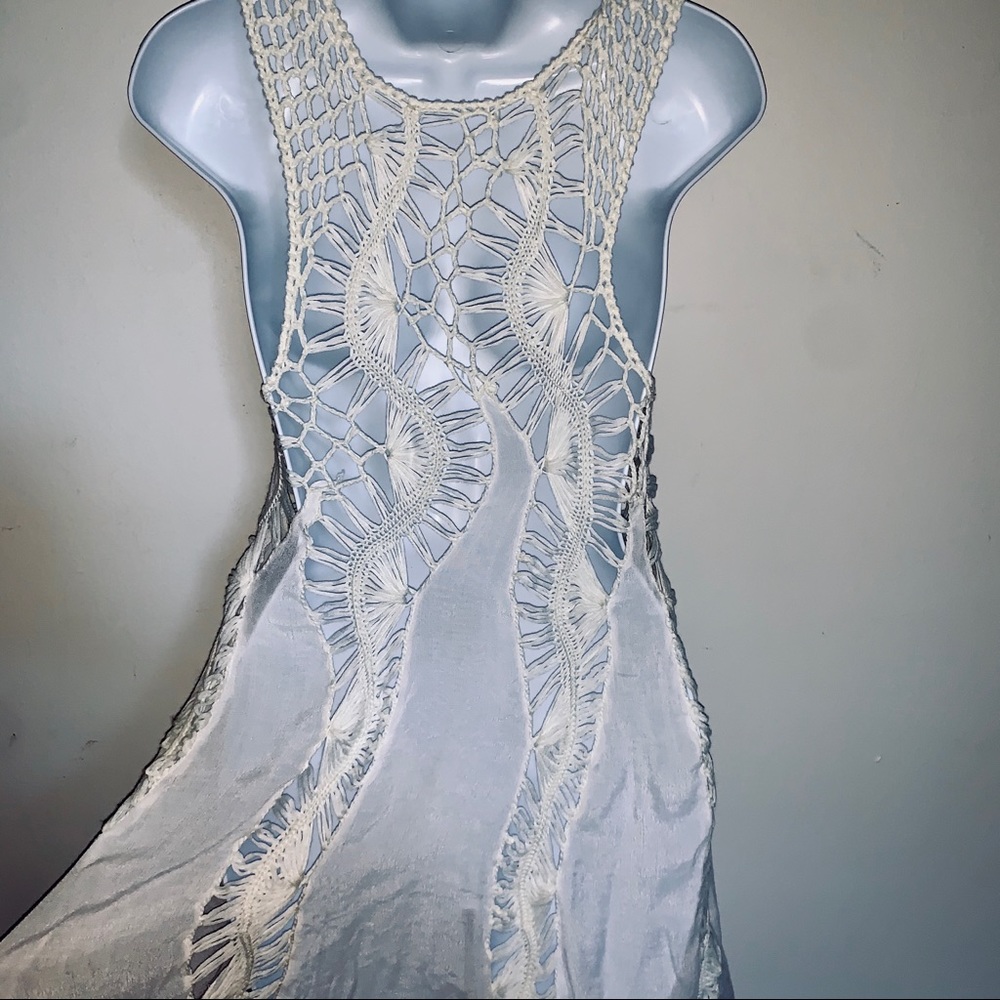 Ivory white crochet cover up - Picture 6 of 9